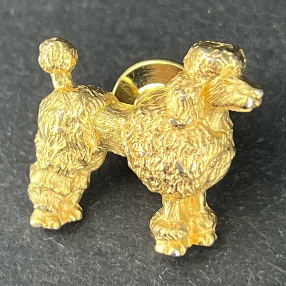 Vintage Avon Gold Tone French Poodle Dog Pin - Picture 1 of 4